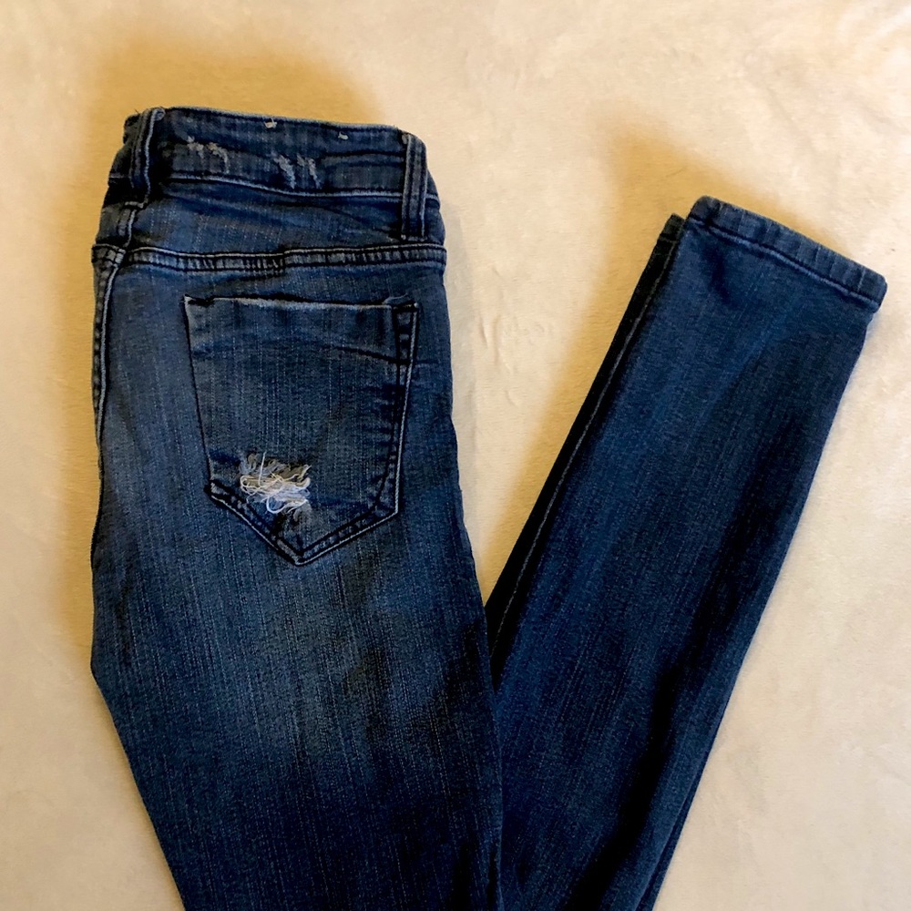 Men’s Forever 21 Demin Distressed Skinny Jeans
